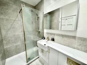 Photo 10- click for photo gallery